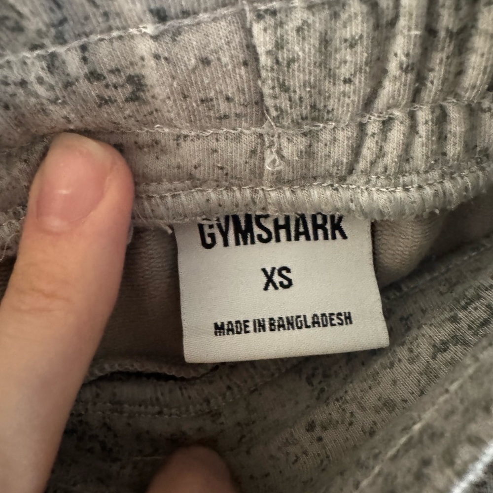Gymshark Heathered Gray Joggers - Picture 4 of 6